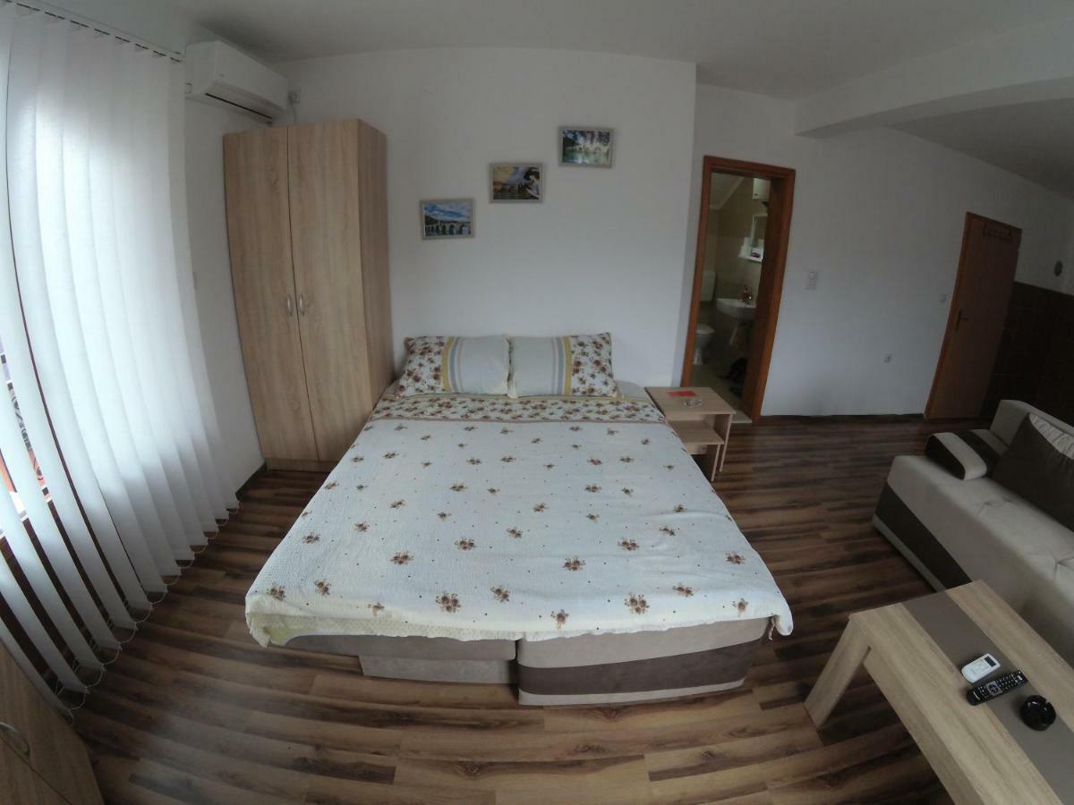 Apartment And Rooms Konak Visegrad Exterior photo